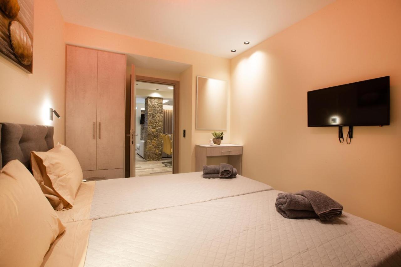 Black Rocks Family, Luxury Seafront Beach Maisonette Agios Gordios  Dış mekan fotoğraf