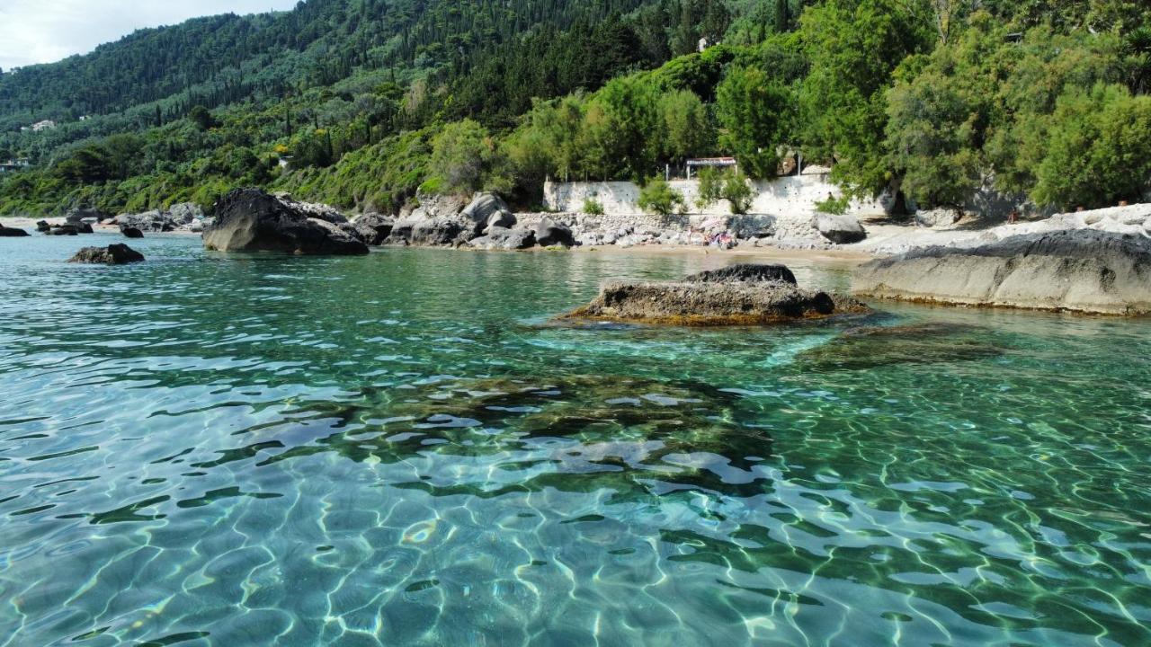 Black Rocks Family, Luxury Seafront Beach Maisonette Agios Gordios  Dış mekan fotoğraf